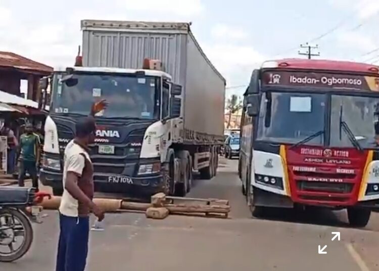 BREAKING: Oyo Bars New Express Way to Trailers