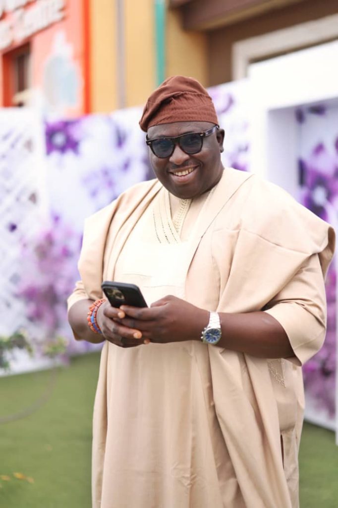 Three Years Of Distance, A Rush of Last-Minute Kindness — This Time, It’s Not Business As Usual || By Chief Benedict Akika JP