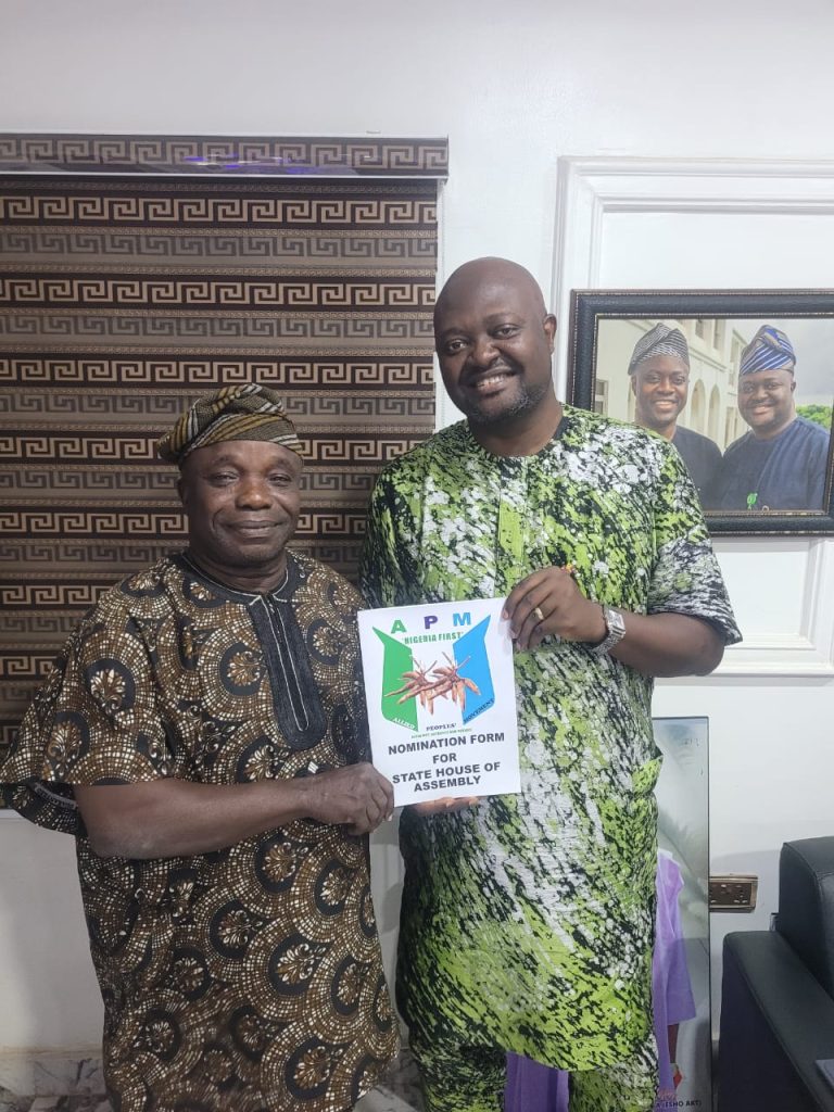 Jubilation as Lagelu LG Consensus Candidate, Hon. AKT, Picks APM Nomination Form